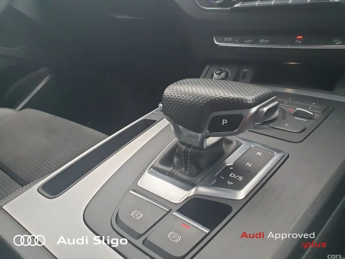 Audi Q5 SUV, Petrol Plug-in Hybrid, 2021, Silver