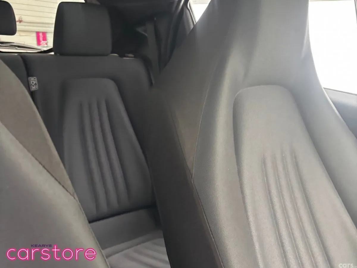 Toyota Yaris Hatchback, Petrol Hybrid, 2021, Brown