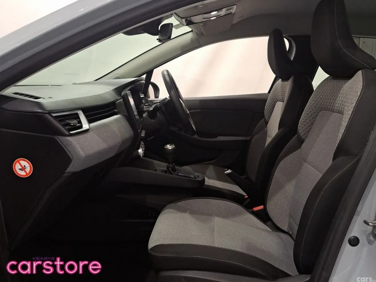 Renault Clio Hatchback, Petrol, 2024, Grey