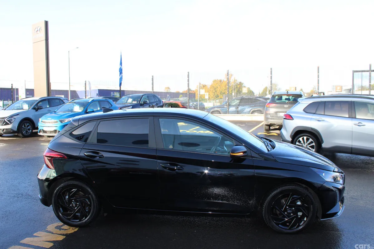 Hyundai i20 Hatchback, Petrol, 2026, Black