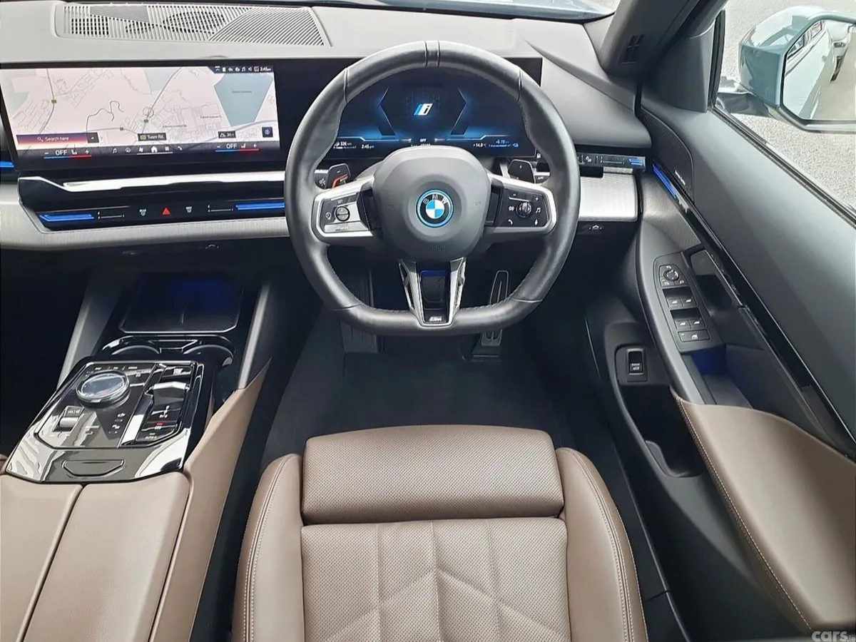 BMW 5-Series Saloon, Petrol Plug-in Hybrid, 2024, Green