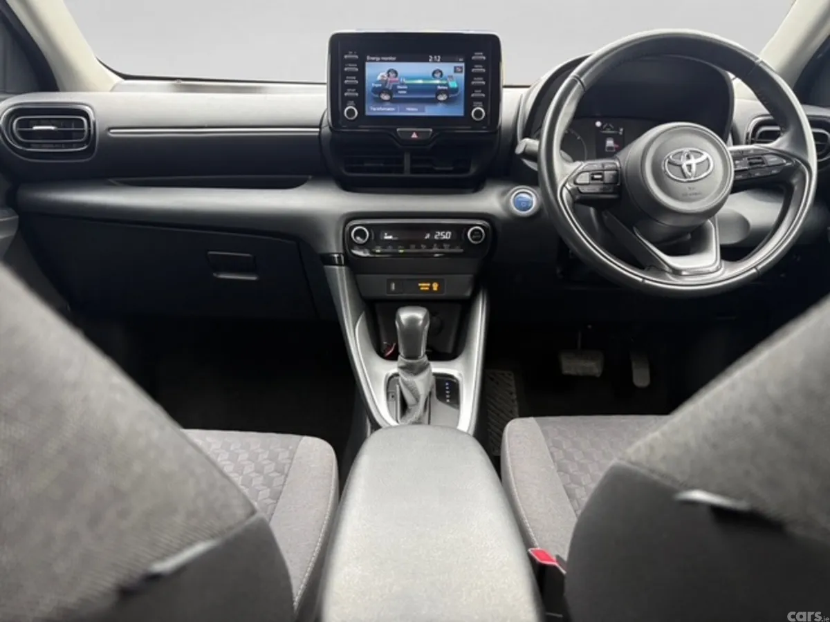 Toyota Yaris Hatchback, Petrol Hybrid, 2024, Grey