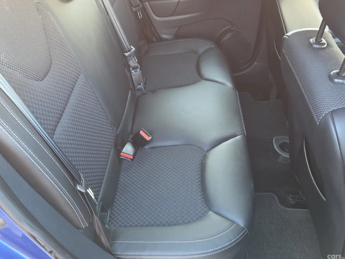 Renault Clio Hatchback, Petrol, 2018, Blue