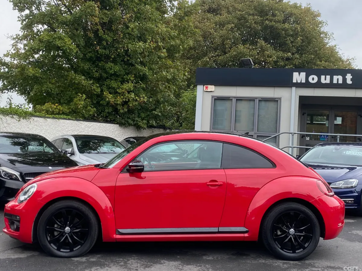 Volkswagen Beetle Hatchback, Petrol, 2018, Red