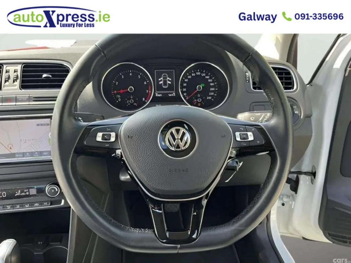 Volkswagen Polo Hatchback, Petrol, 2017, 