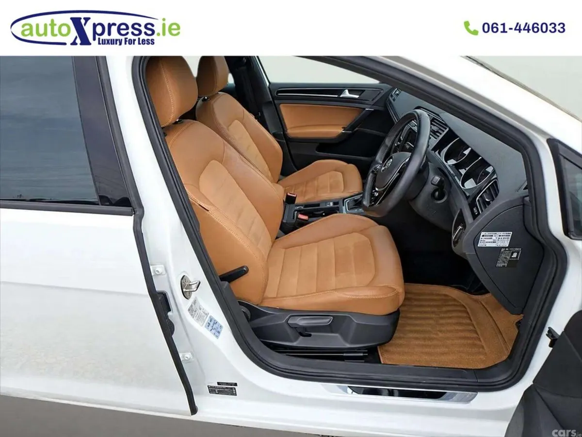 Volkswagen Golf Hatchback, Petrol, 2016, White