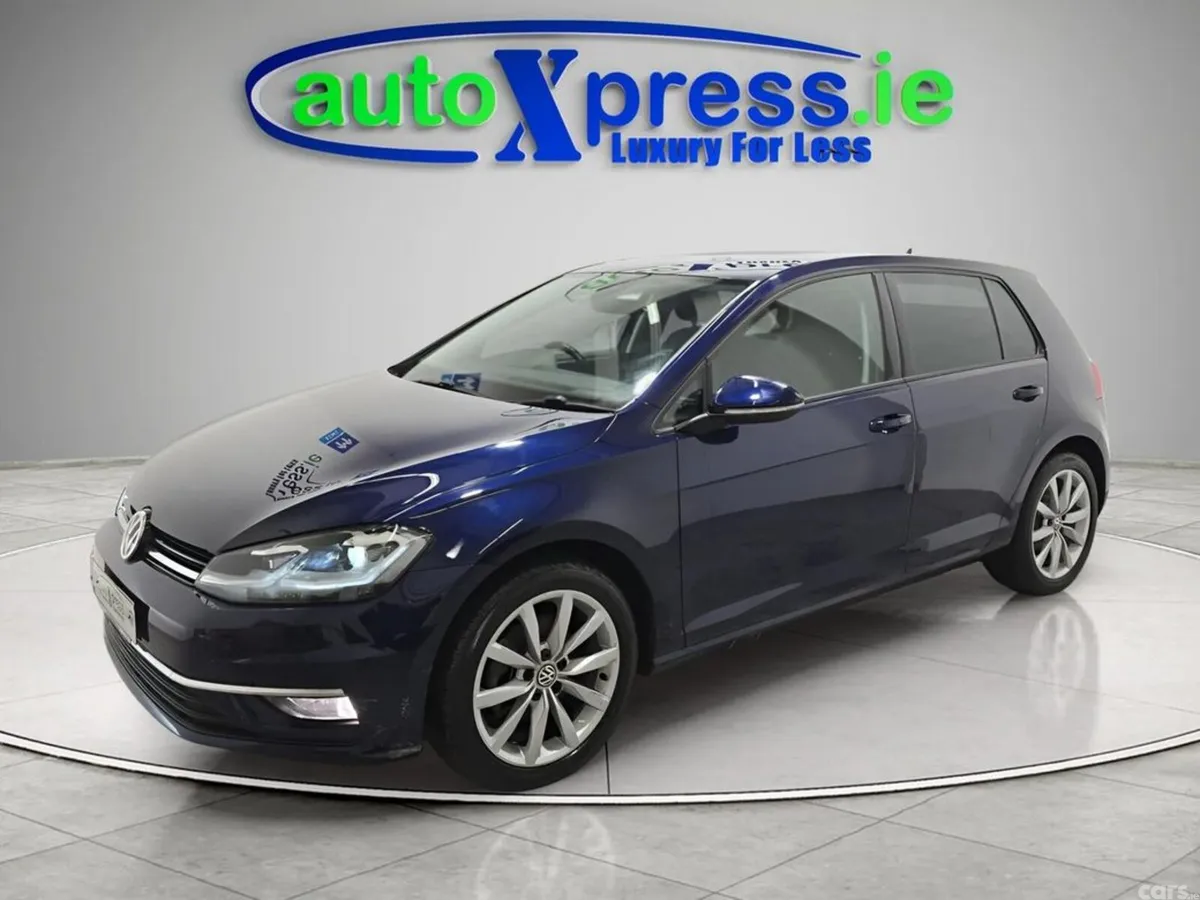 Volkswagen Golf Hatchback, Petrol, 2015, Blue