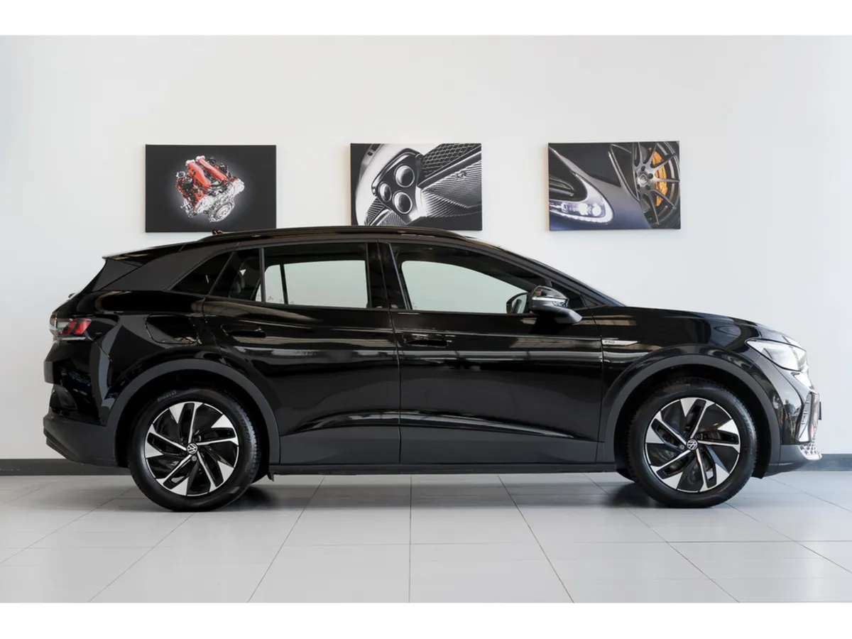 Volkswagen ID.4 Estate, Electric, 2023, Black