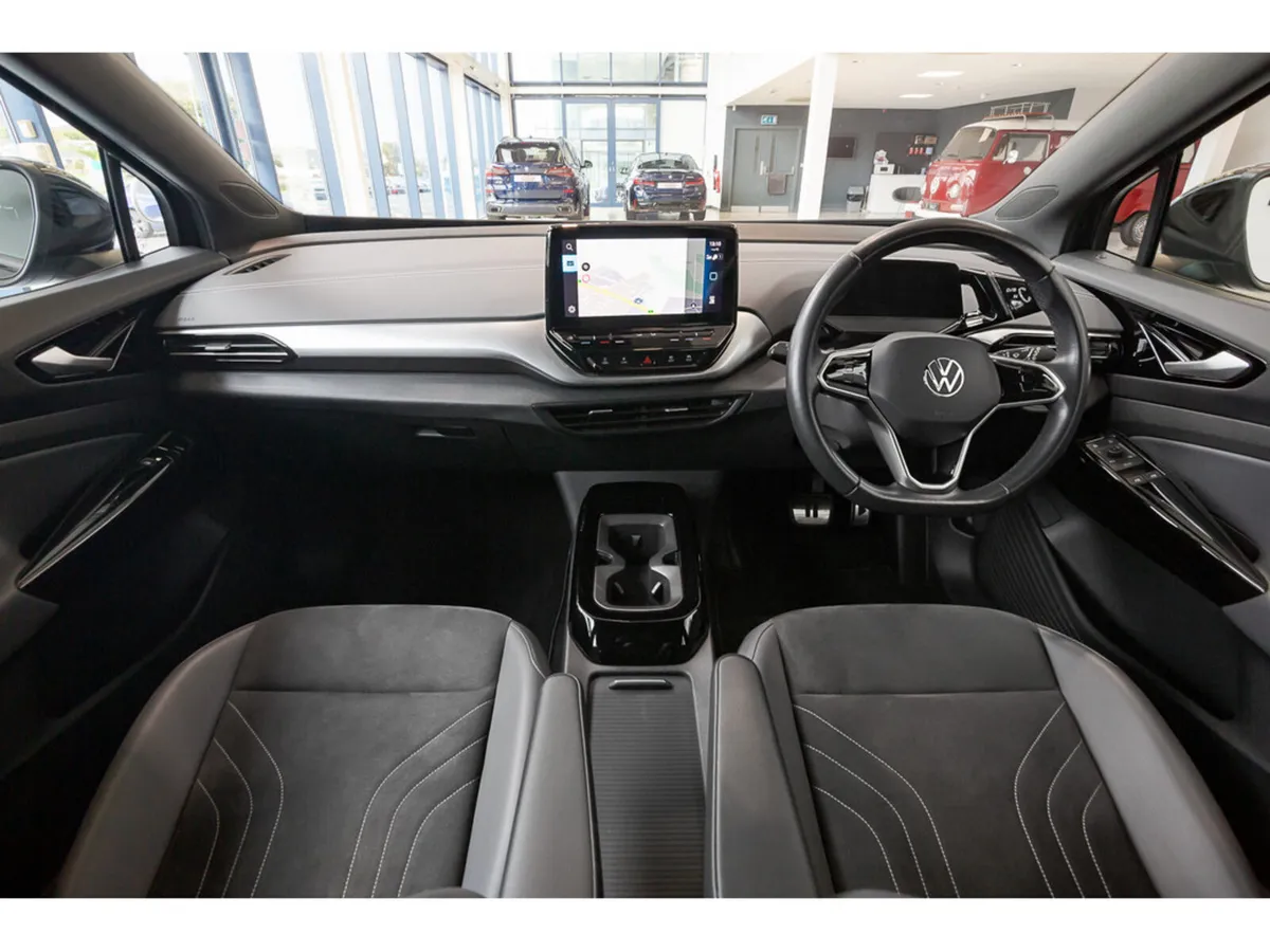 Volkswagen ID.4 Estate, Electric, 2023, Black