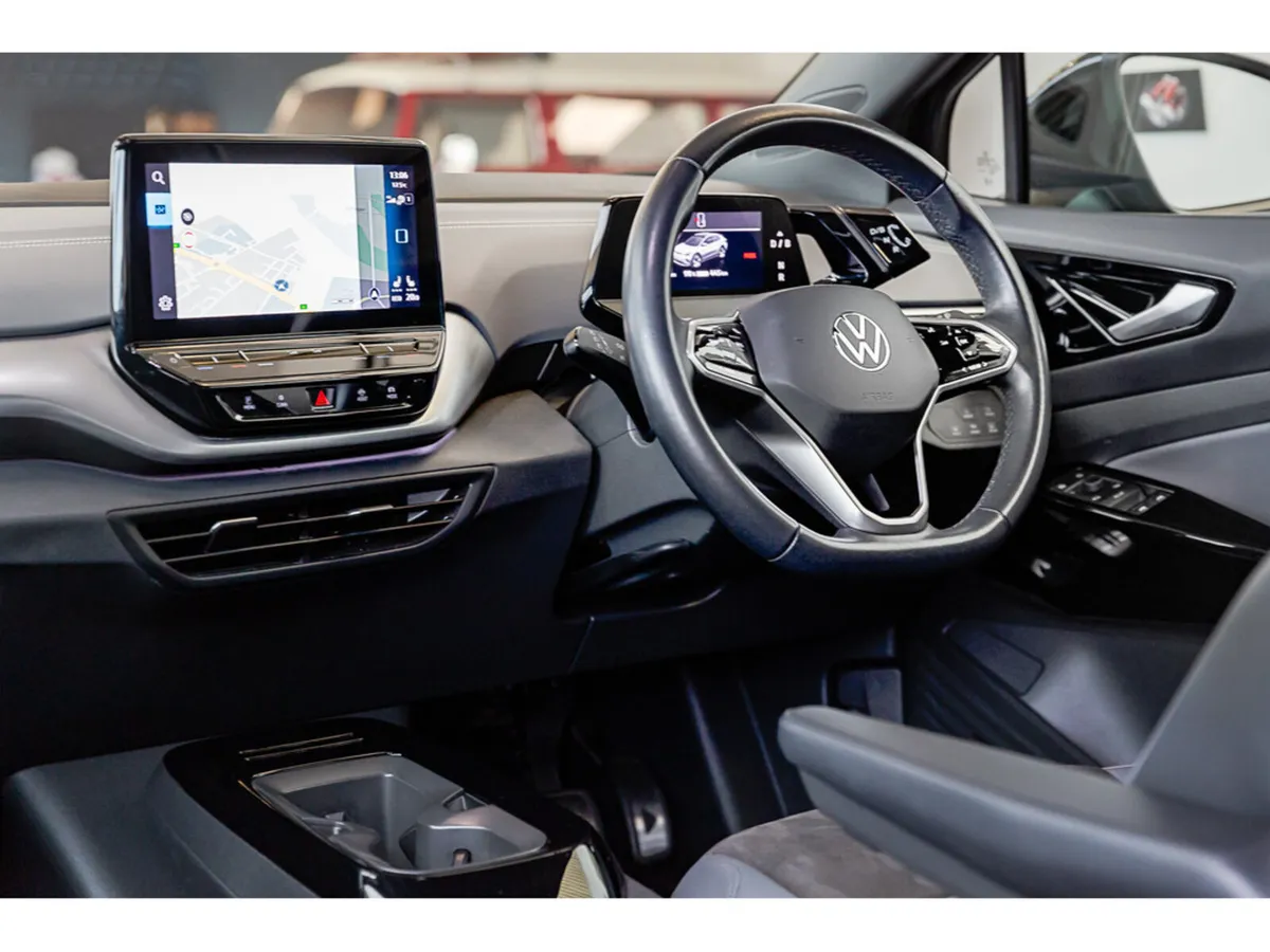 Volkswagen ID.4 Estate, Electric, 2023, Black