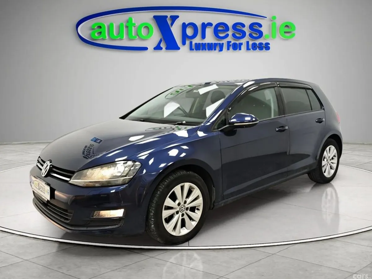 Volkswagen Golf Hatchback, Petrol, 2015, Blue