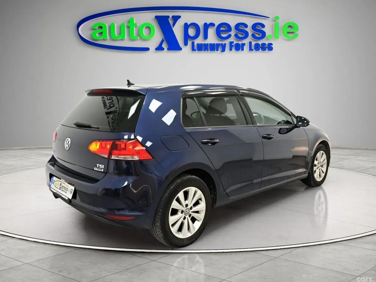Volkswagen Golf Hatchback, Petrol, 2015, Blue