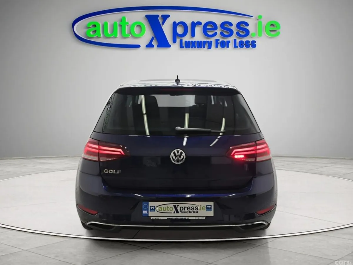 Volkswagen Golf Hatchback, Petrol, 2015, Blue