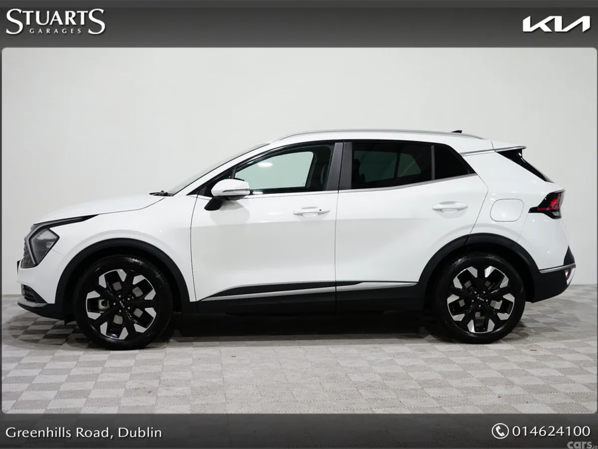 Kia Sportage MPV, Petrol Plug-in Hybrid, 2023, White