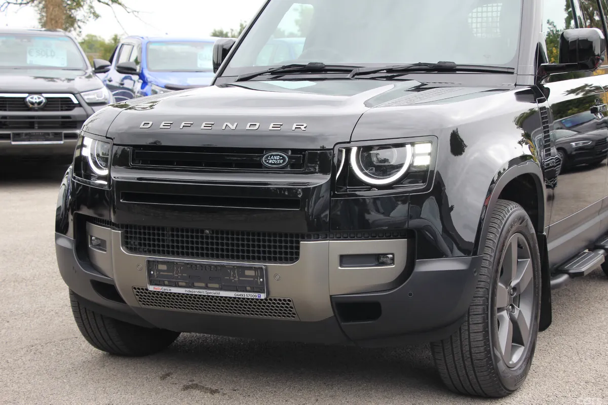 Land Rover Defender SUV, Diesel, 2026, Black