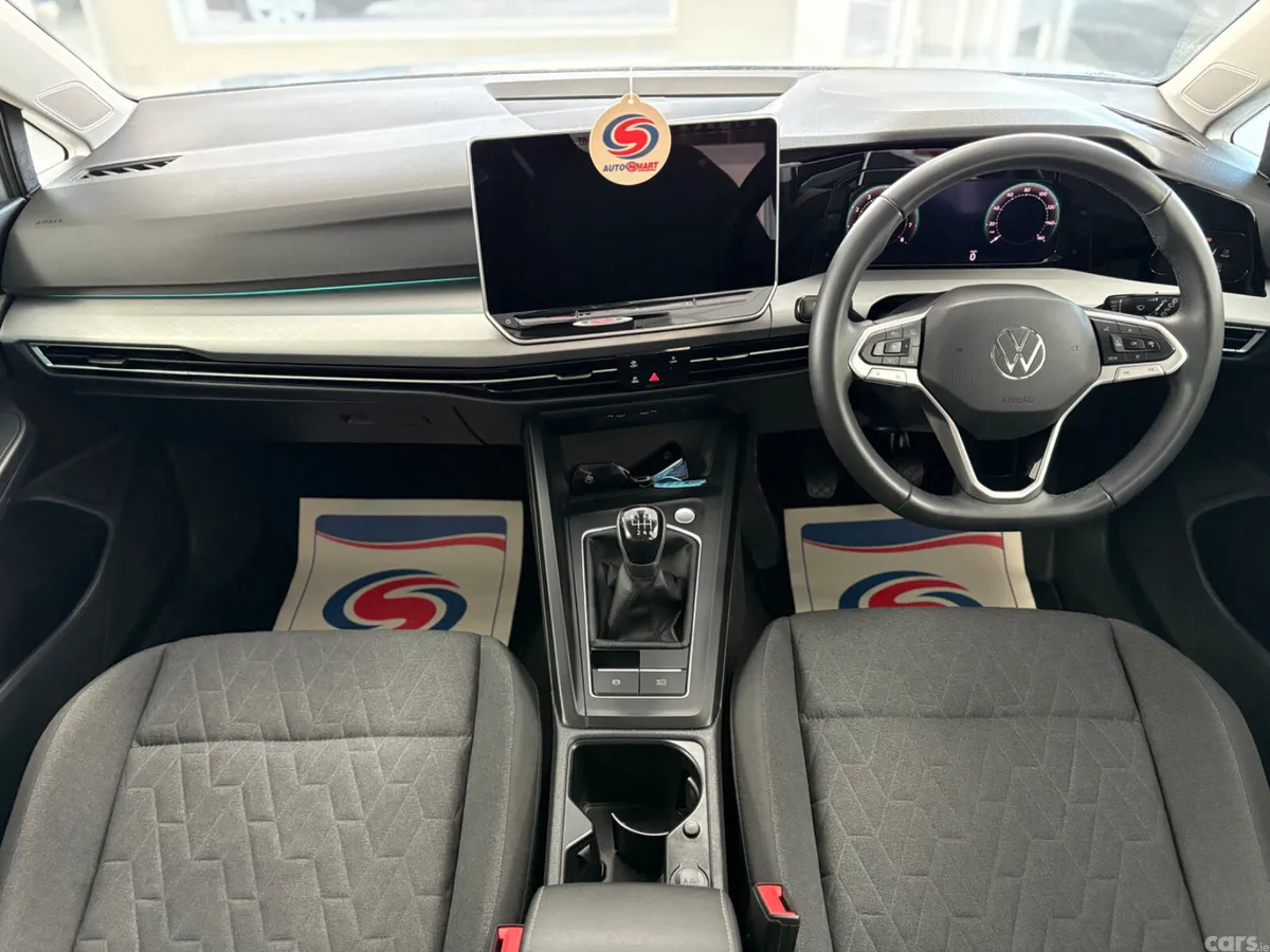 Volkswagen Golf Hatchback, Petrol, 2025, Blue