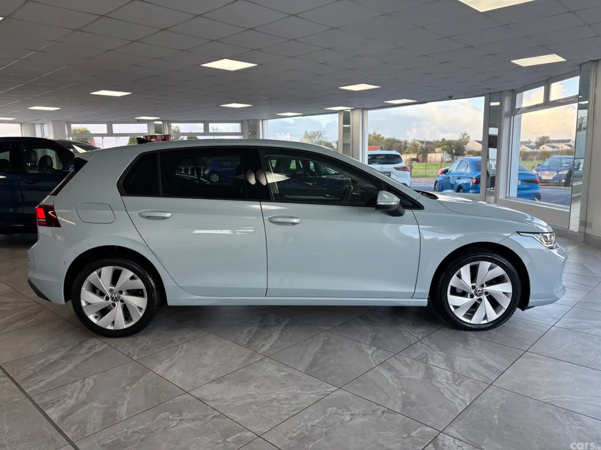 Volkswagen Golf Hatchback, Petrol, 2025, Blue