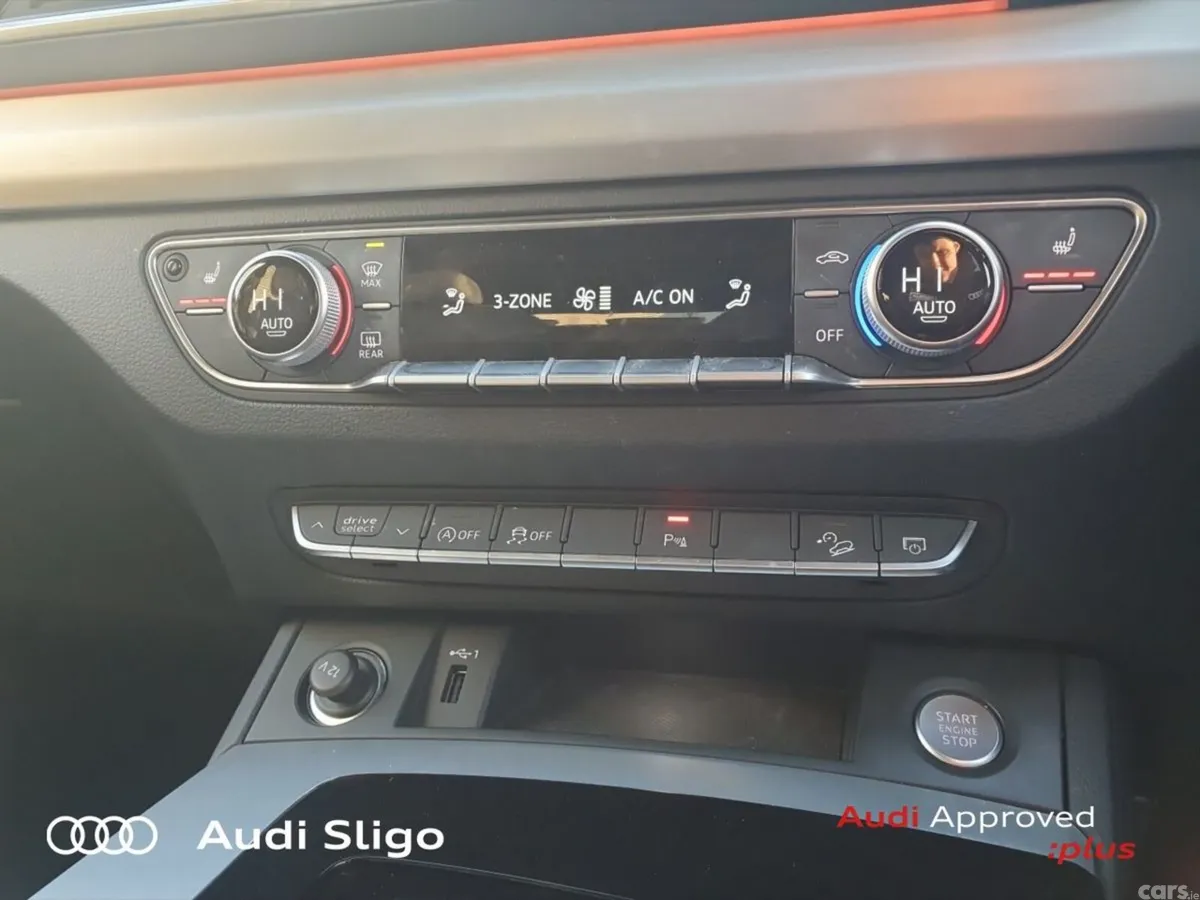 Audi Q5 SUV, Diesel, 2023, Blue