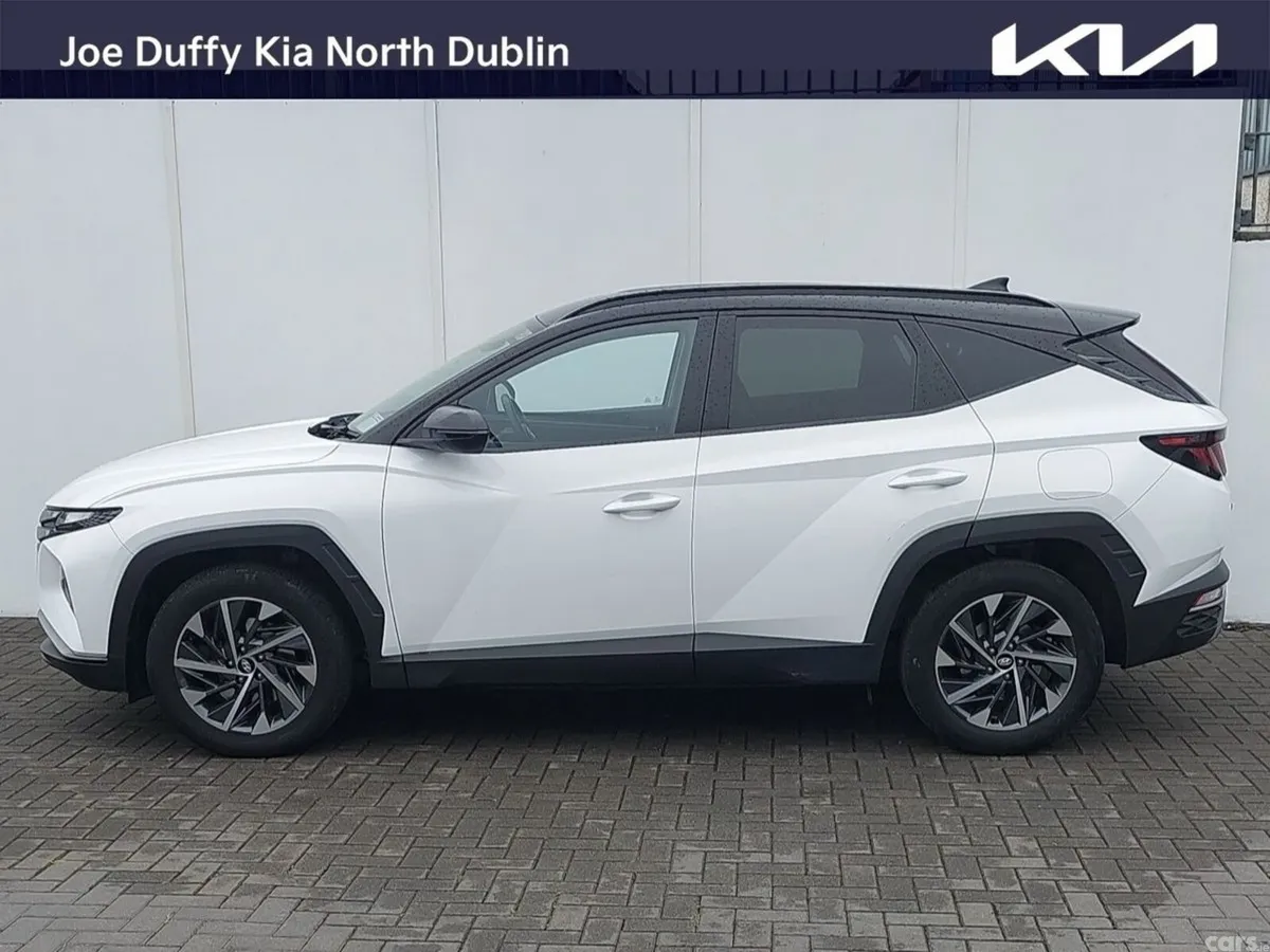 Hyundai Tucson SUV, Diesel, 2022, White