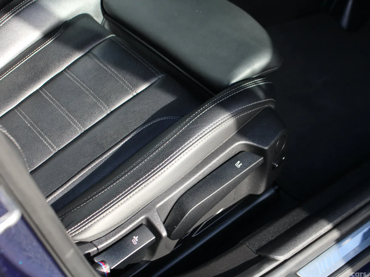 BMW 3-Series Saloon, Petrol Hybrid, 2022, Blue