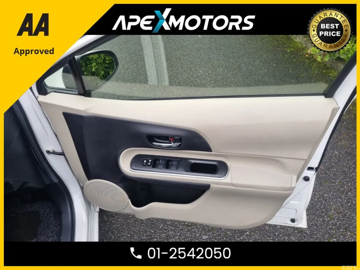 Toyota Aqua Hatchback, Petrol Hybrid, 2013, White