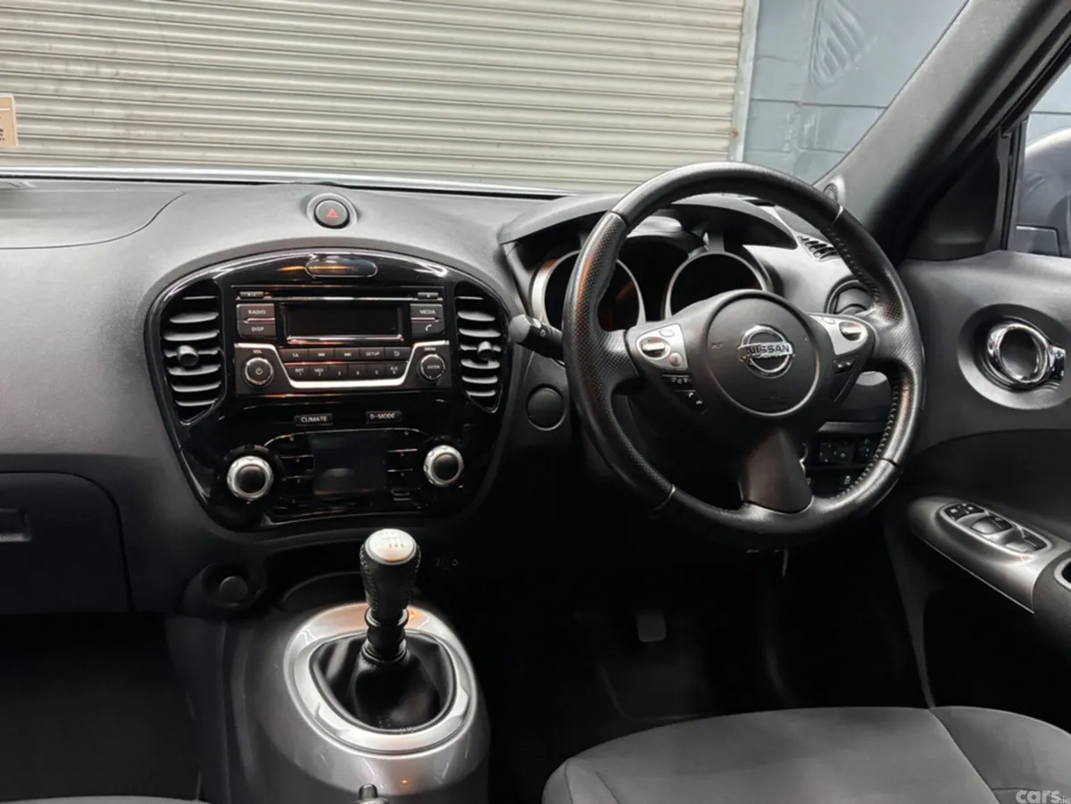 Nissan Juke Hatchback, Diesel, 2016, Grey