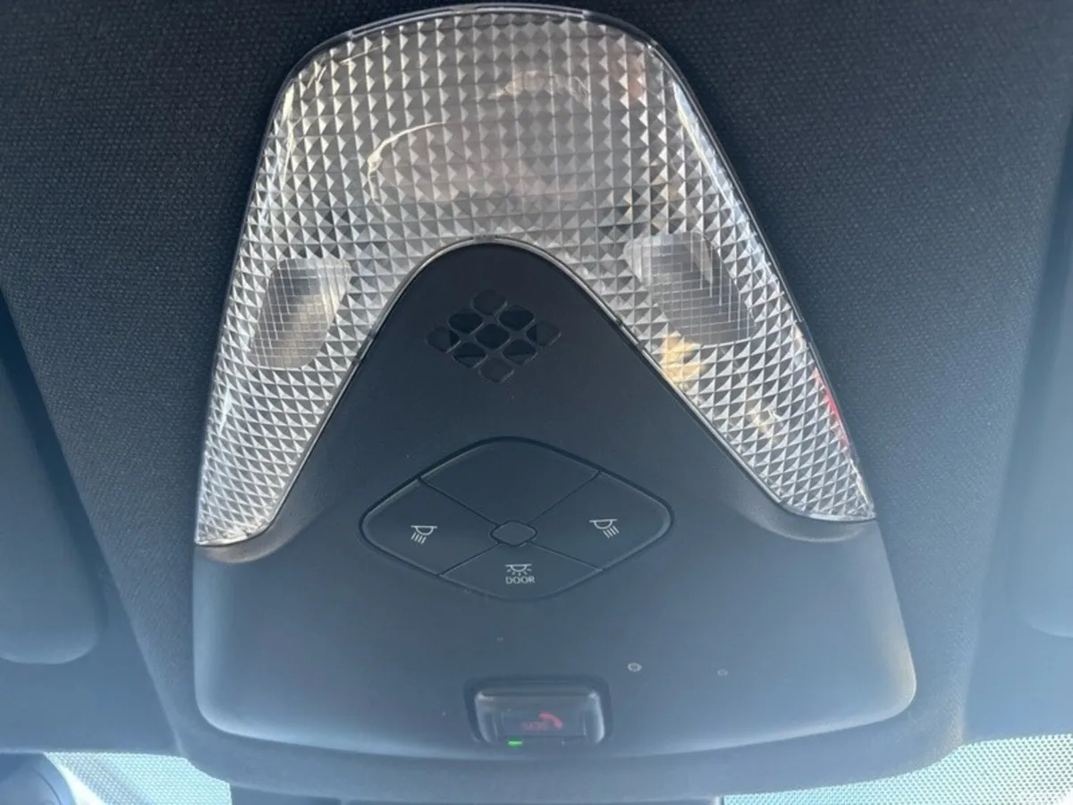 Toyota C-HR SUV, Petrol Hybrid, 2022, White