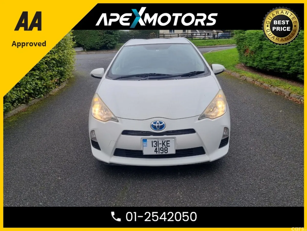 Toyota Aqua Hatchback, Petrol Hybrid, 2013, White