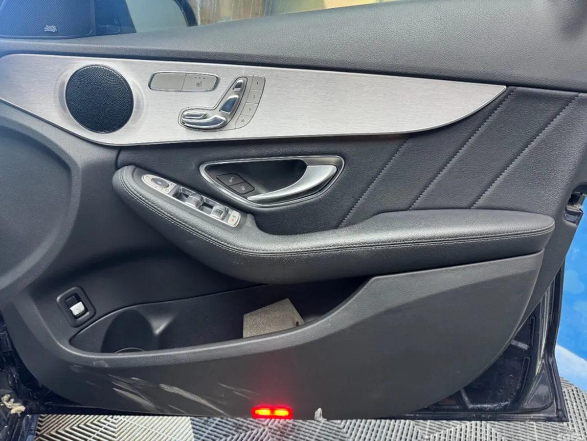 Mercedes-Benz C-Class Saloon, Petrol, 2018, Blue