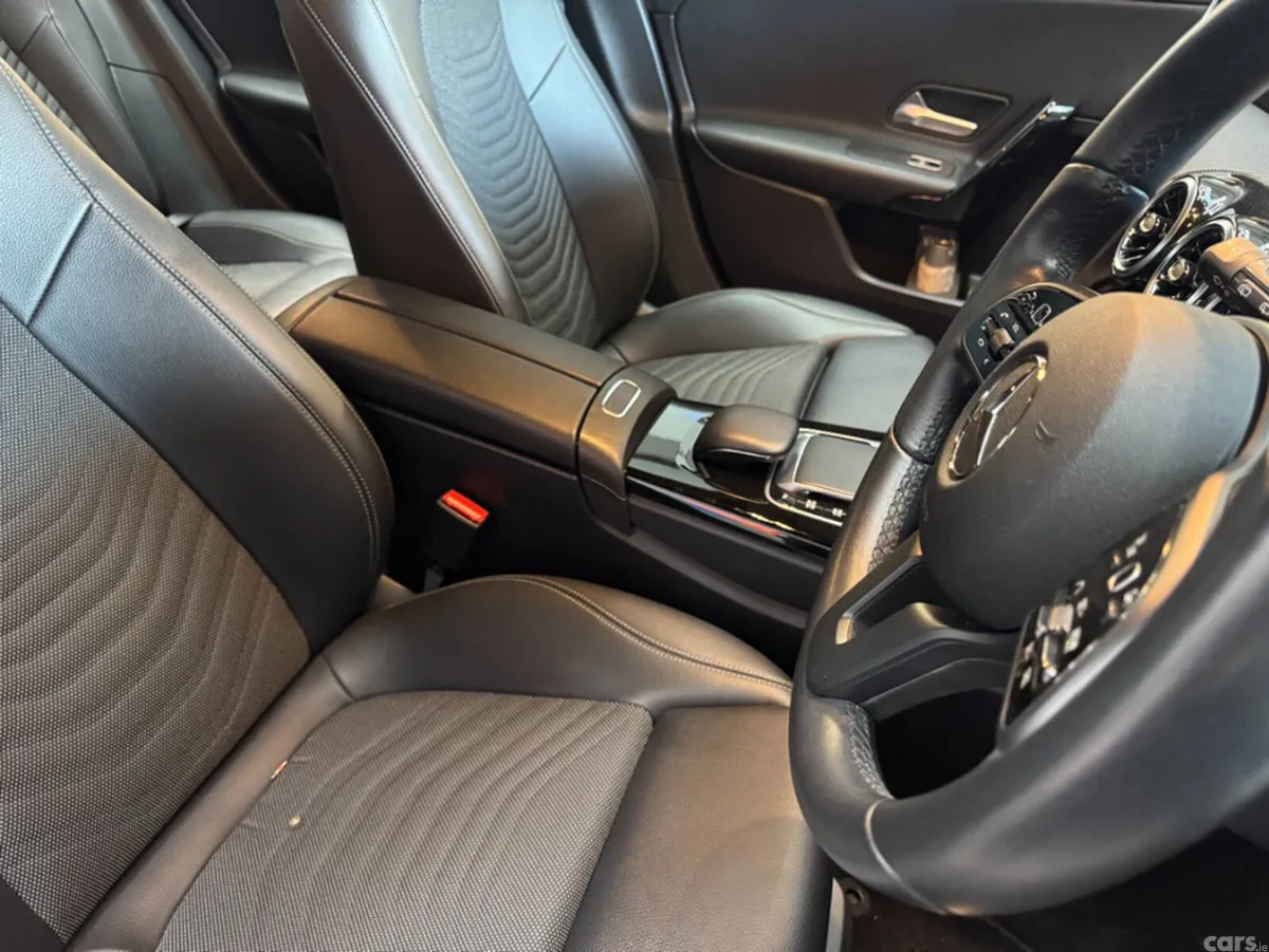 Mercedes-Benz A-Class Hatchback, Petrol, 2019, White