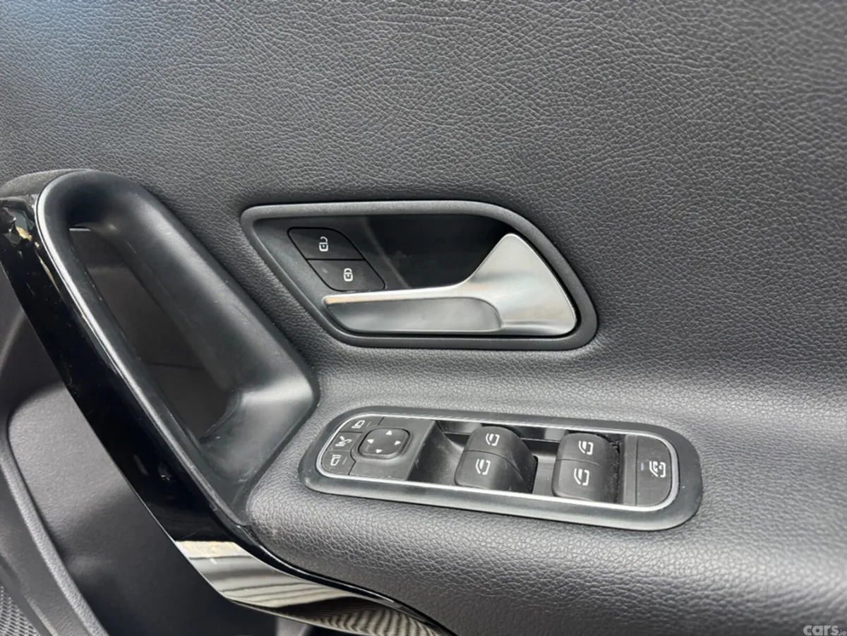 Mercedes-Benz A-Class Hatchback, Petrol, 2019, White