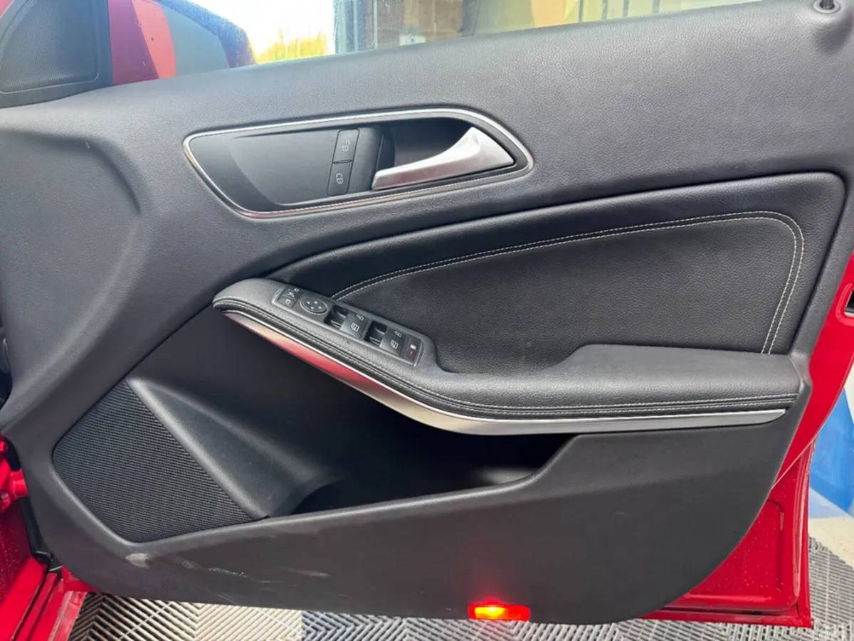 Mercedes-Benz A-Class Hatchback, Petrol, 2015, Red
