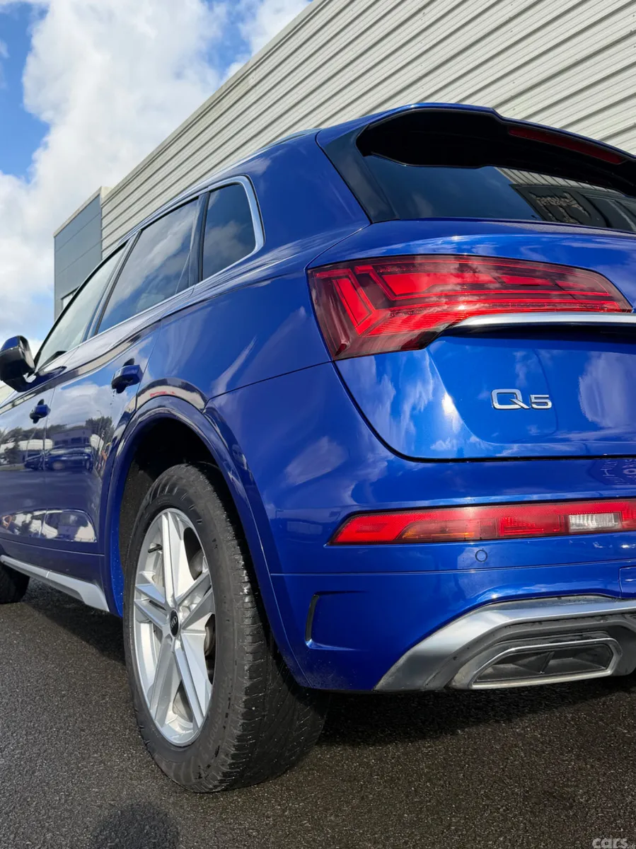 Audi Q5 SUV, Diesel, 2023, Blue