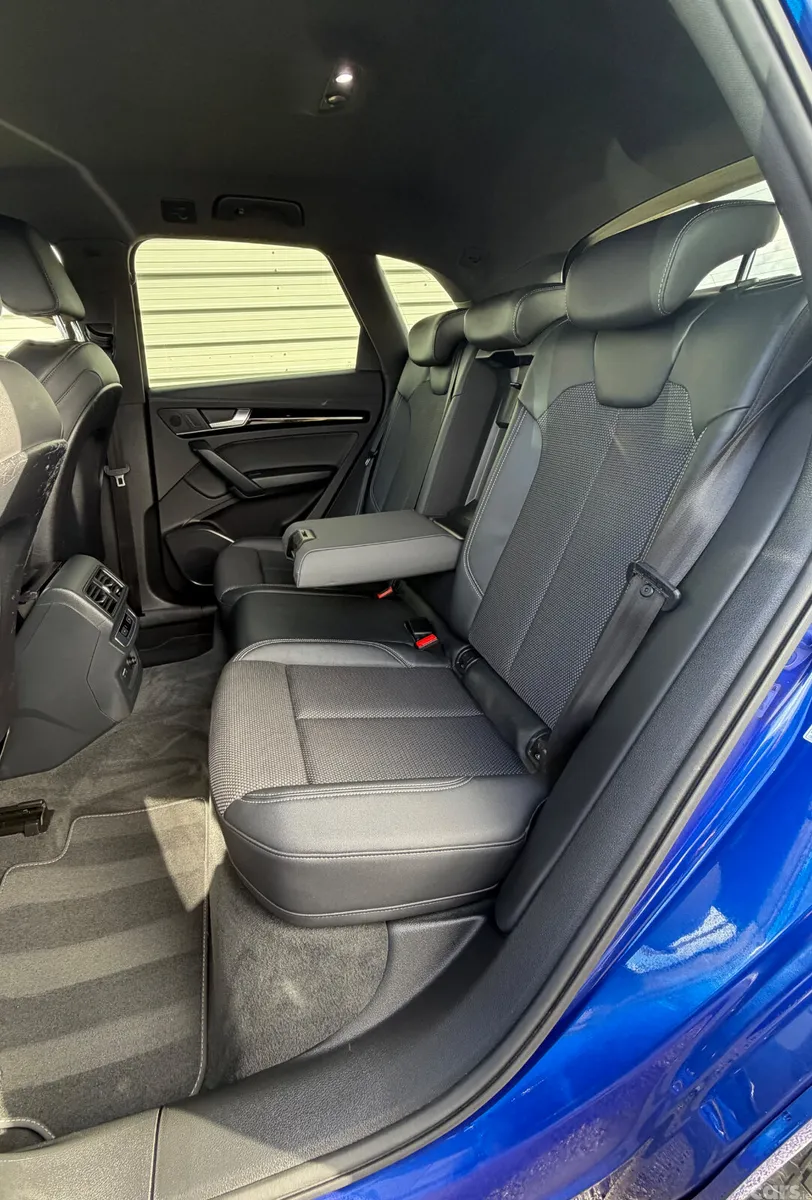 Audi Q5 SUV, Diesel, 2023, Blue