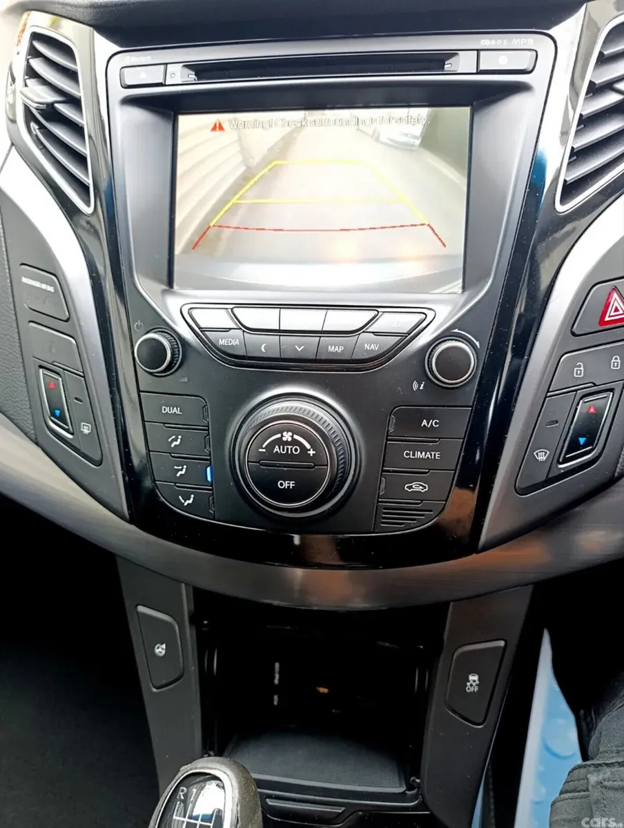 Hyundai i40 Saloon, Diesel, 2015, Silver