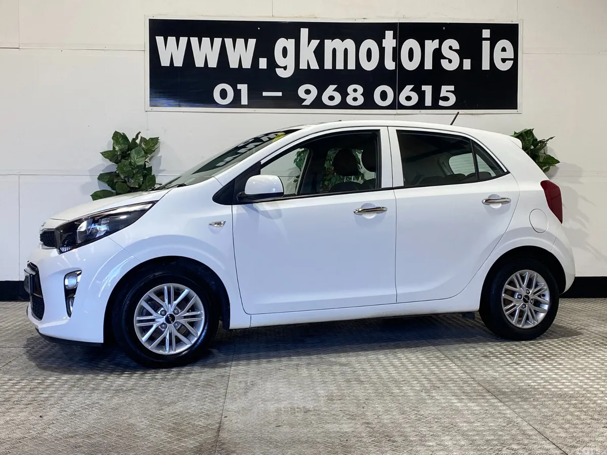 Kia Picanto Hatchback, Petrol, 2022, White