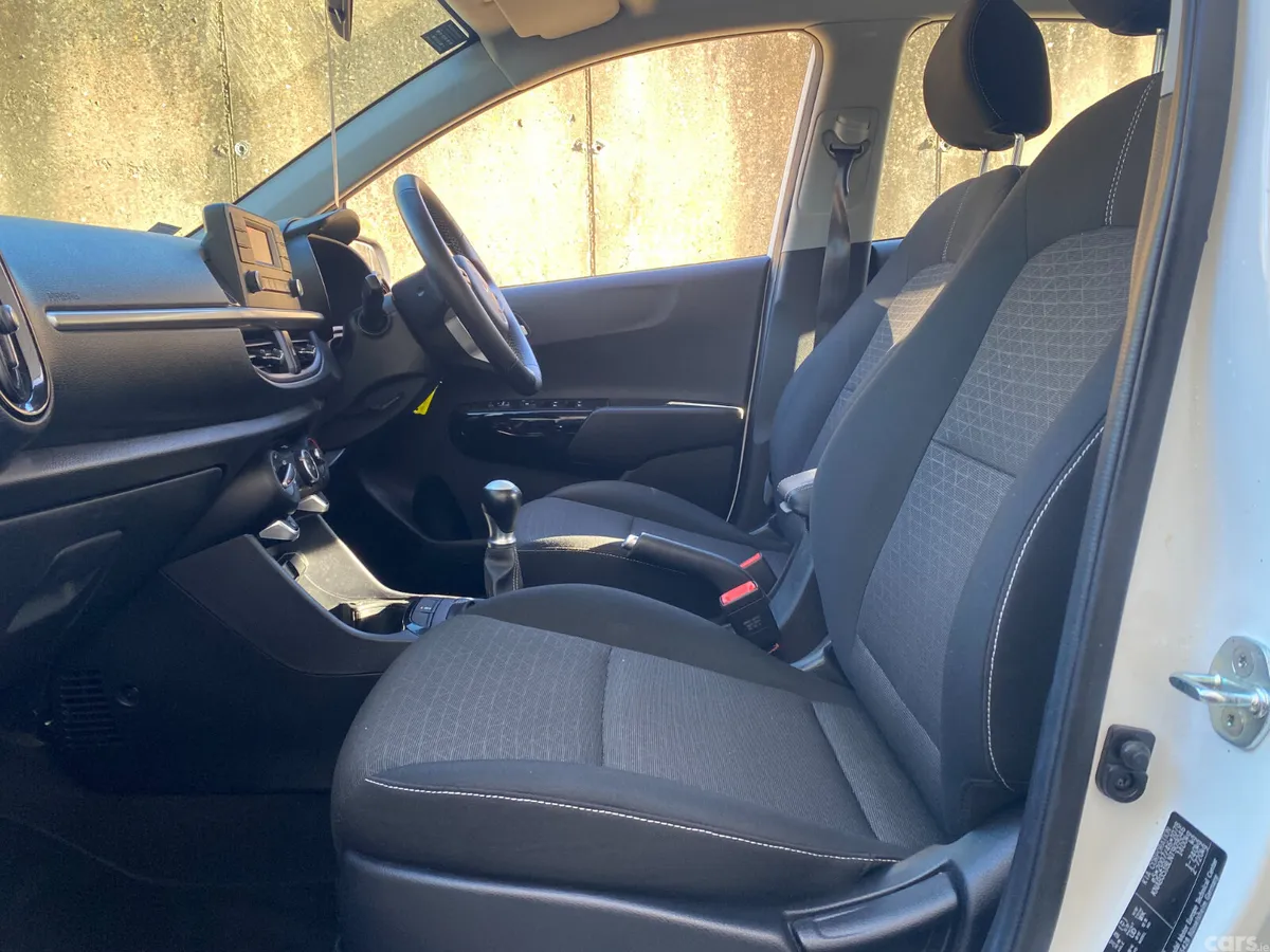 Kia Picanto Hatchback, Petrol, 2022, White