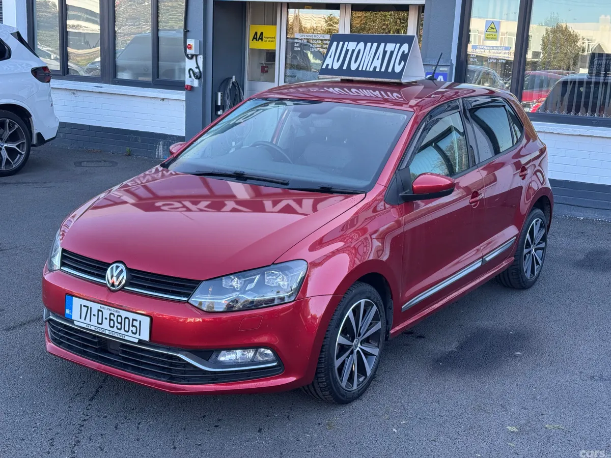 Volkswagen Polo Hatchback, Petrol, 2017, Red