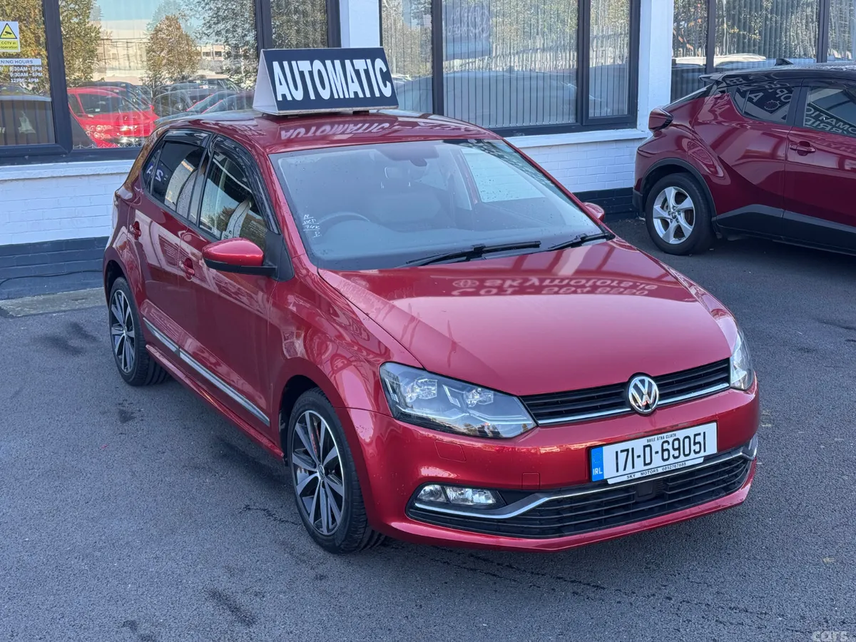 Volkswagen Polo Hatchback, Petrol, 2017, Red