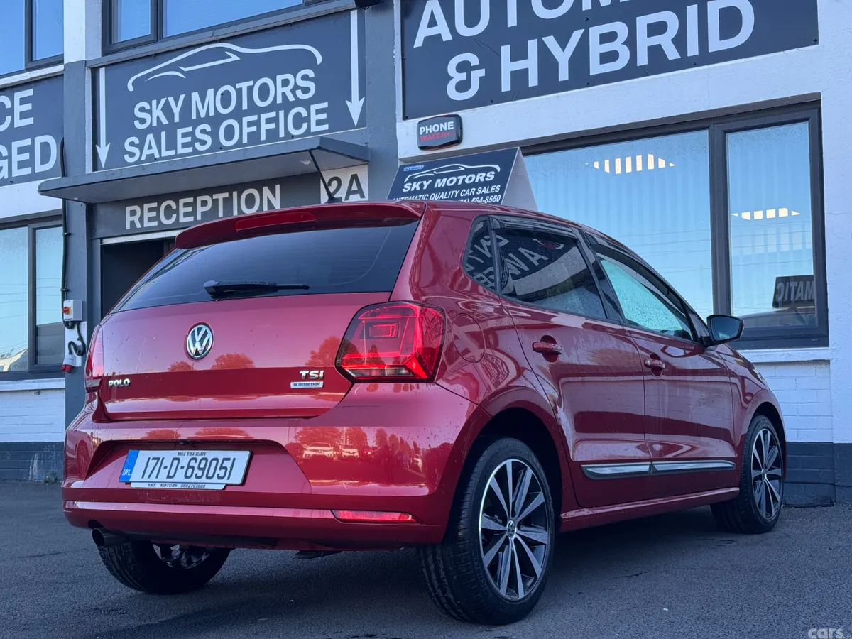 Volkswagen Polo Hatchback, Petrol, 2017, Red