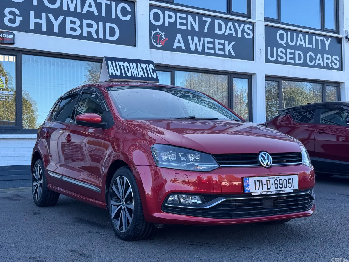 Volkswagen Polo Hatchback, Petrol, 2017, Red