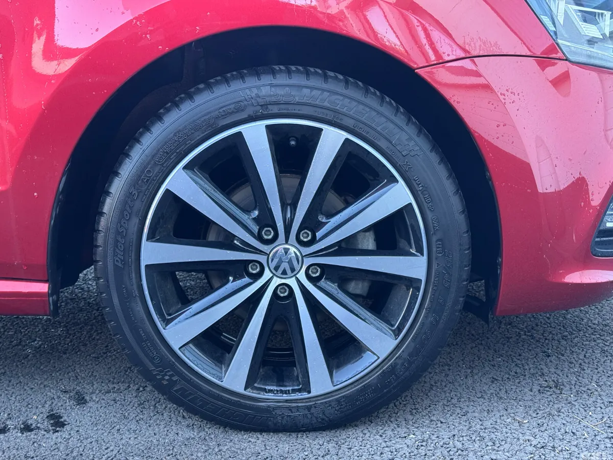 Volkswagen Polo Hatchback, Petrol, 2017, Red
