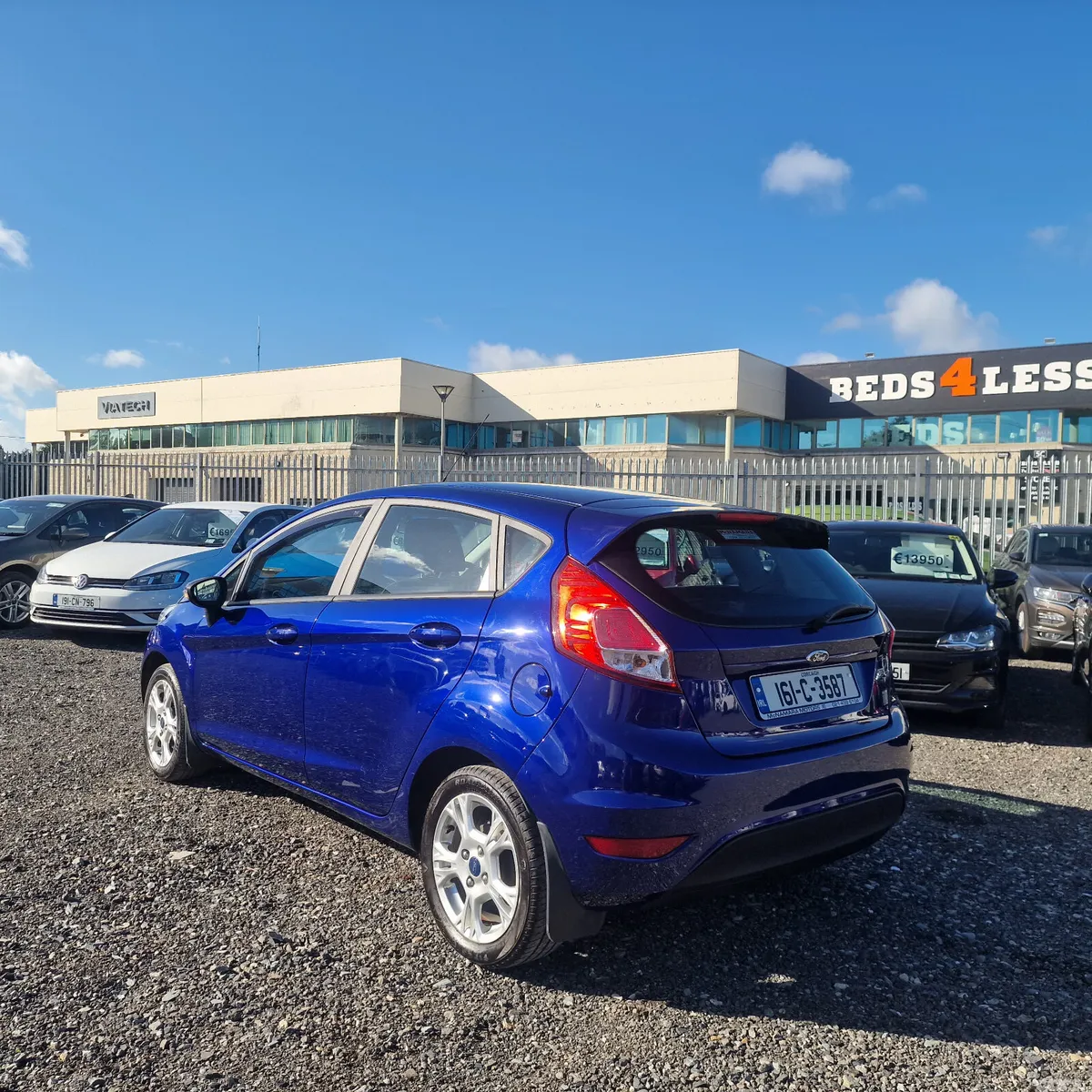 Ford Fiesta Hatchback, Petrol, 2016, Blue