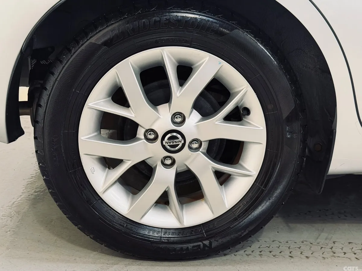 Nissan Note Hatchback, Petrol Hybrid, 2021, Silver