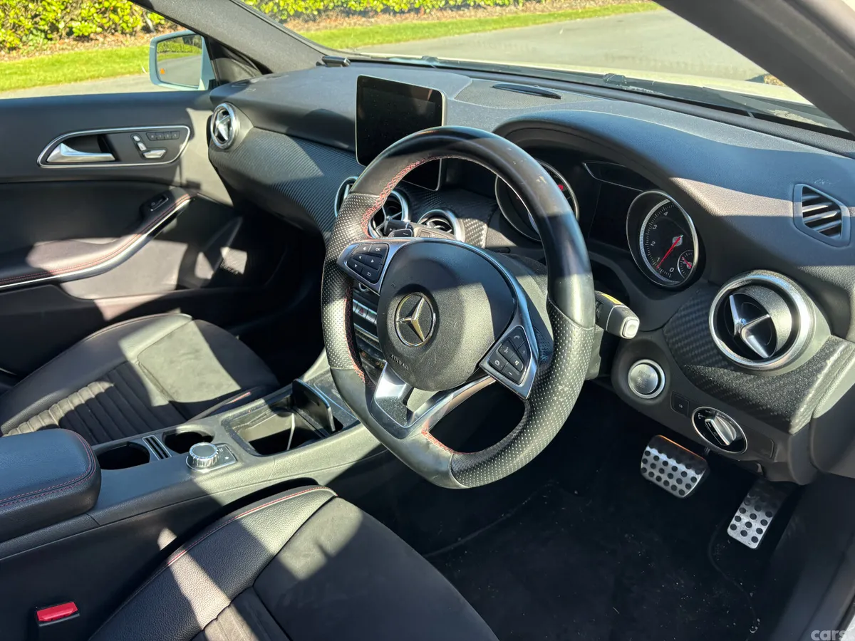 Mercedes-Benz A-Class Hatchback, Petrol, 2017, White