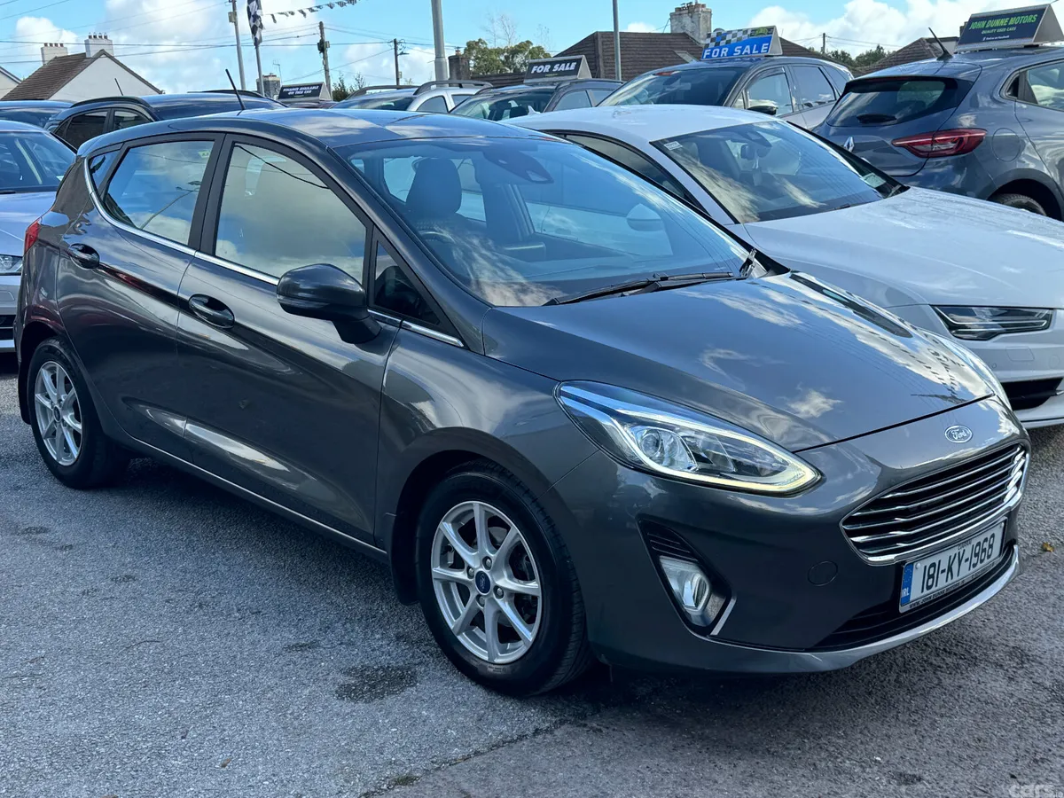 Ford Fiesta Hatchback, Petrol, 2018, Grey