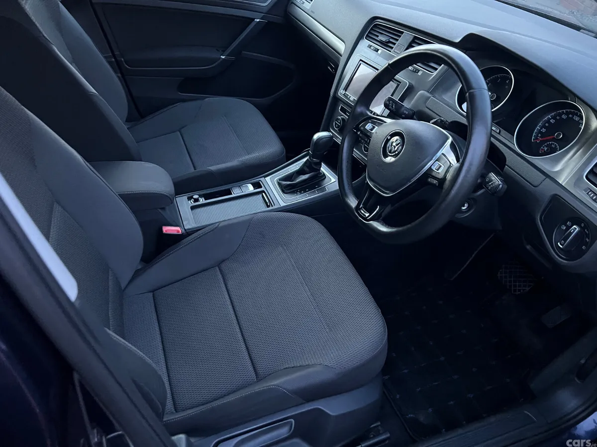 Volkswagen Golf Hatchback, Petrol, 2013, Blue