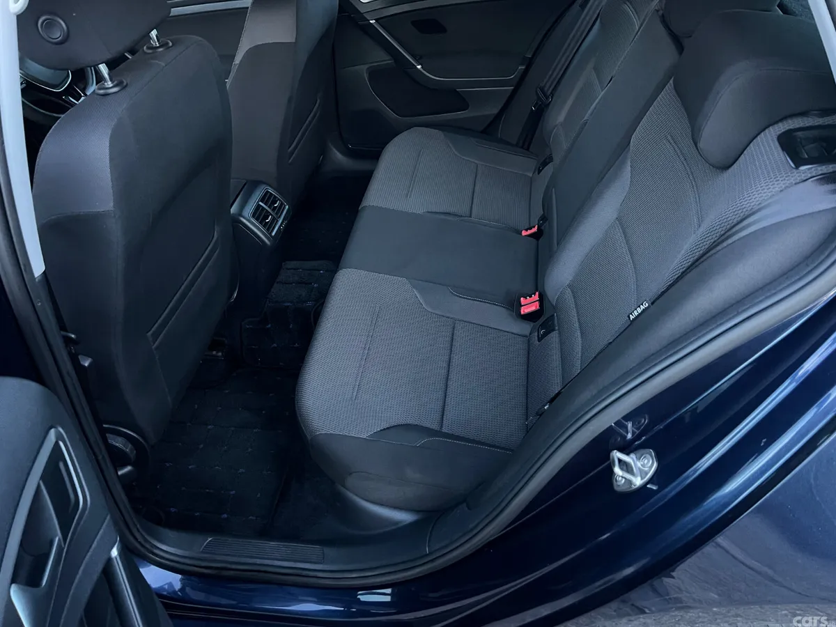 Volkswagen Golf Hatchback, Petrol, 2013, Blue