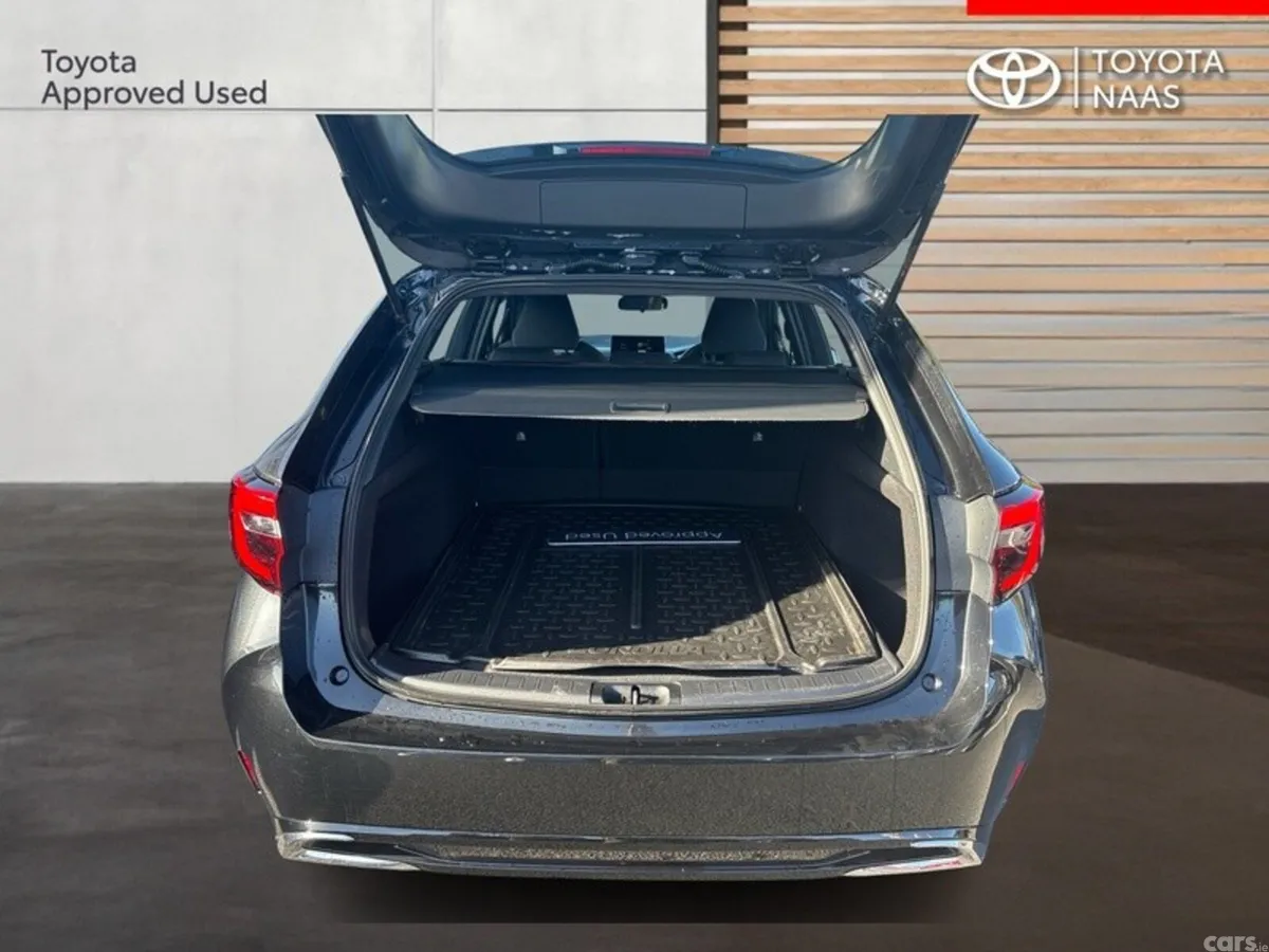 Toyota Corolla Estate, Petrol Hybrid, 2025, Black