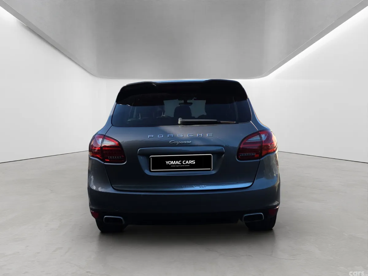 Porsche Cayenne SUV, Diesel, 2012, Grey